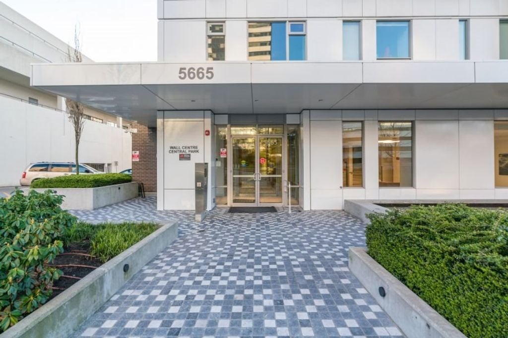 5665 Boundary Rd, #1009