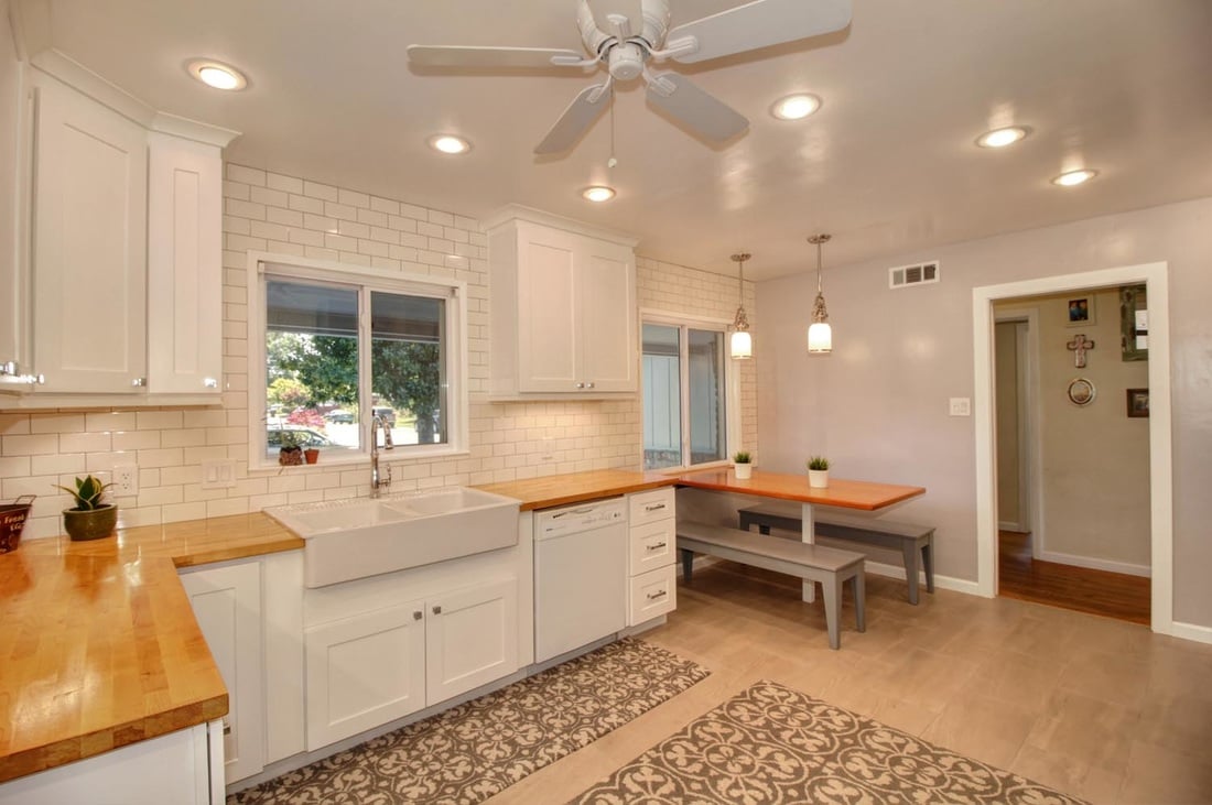 Just Listed! Updated Gorgeous South Land Park Beauty!
