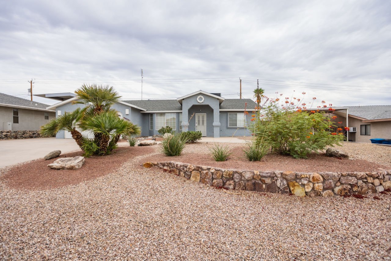 2860 Arabian Dr