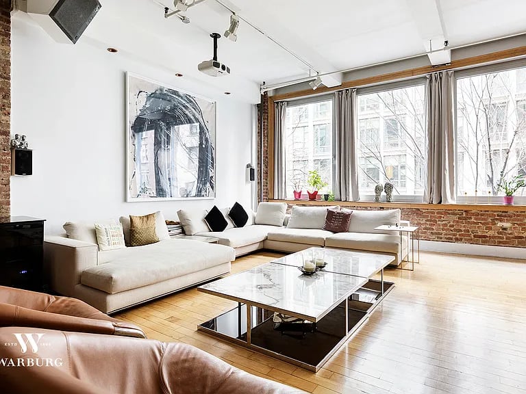 132 W 22nd St APT #3