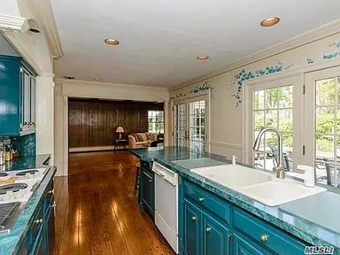 29 Bouton Rd