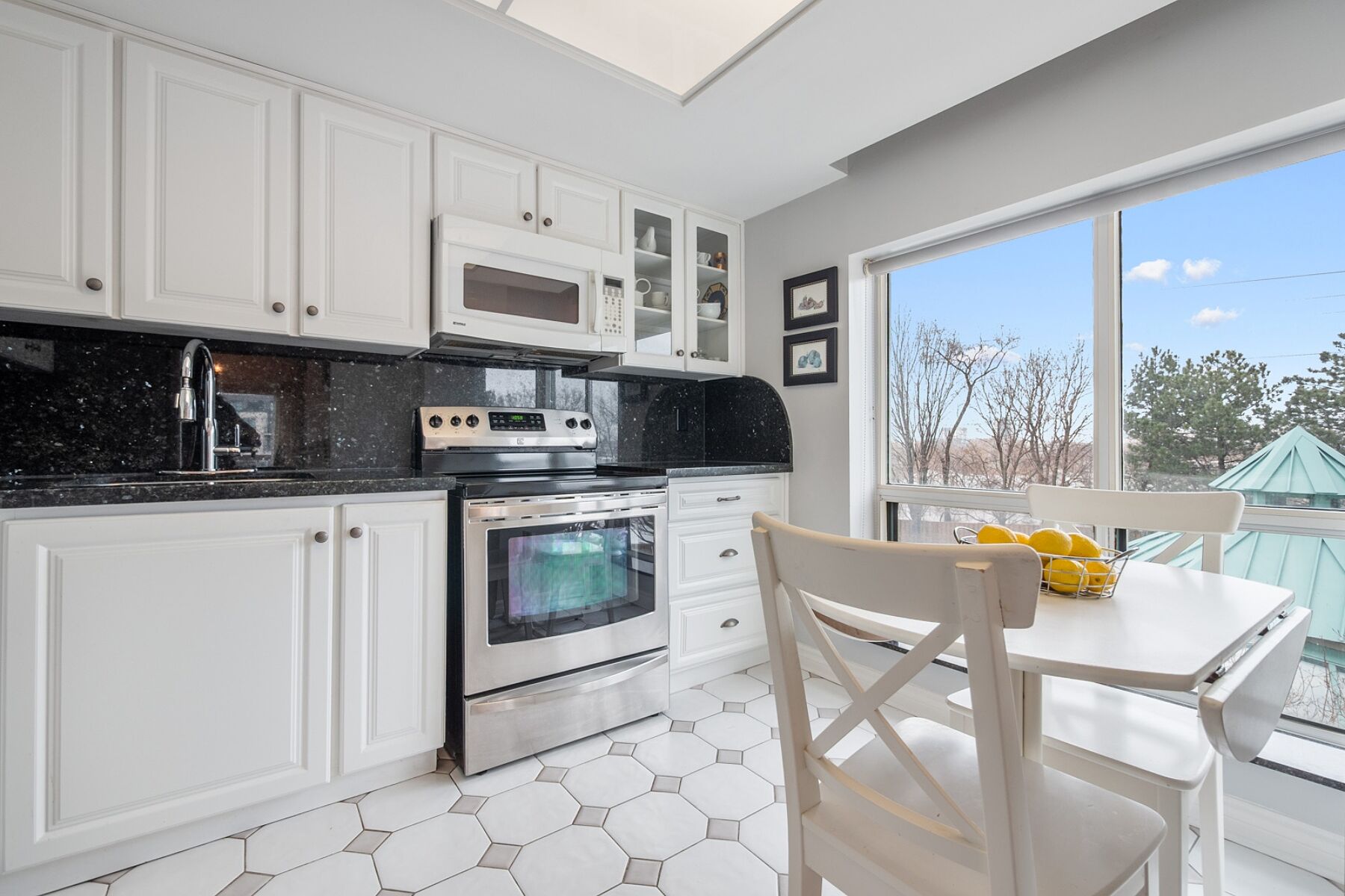 101 Subway Cres #311