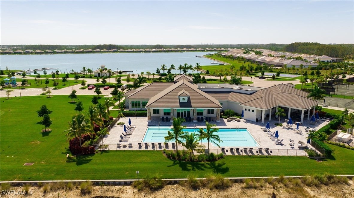 13761 Blue Bay Cir