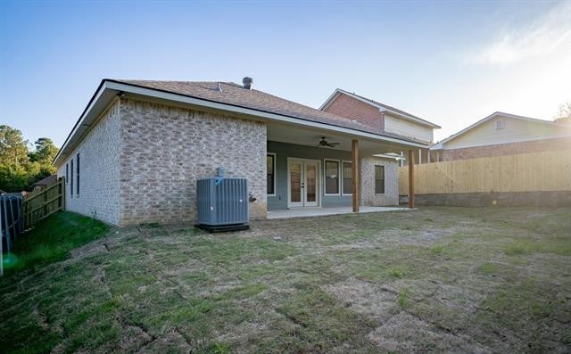 703 Bluebonnet Ln