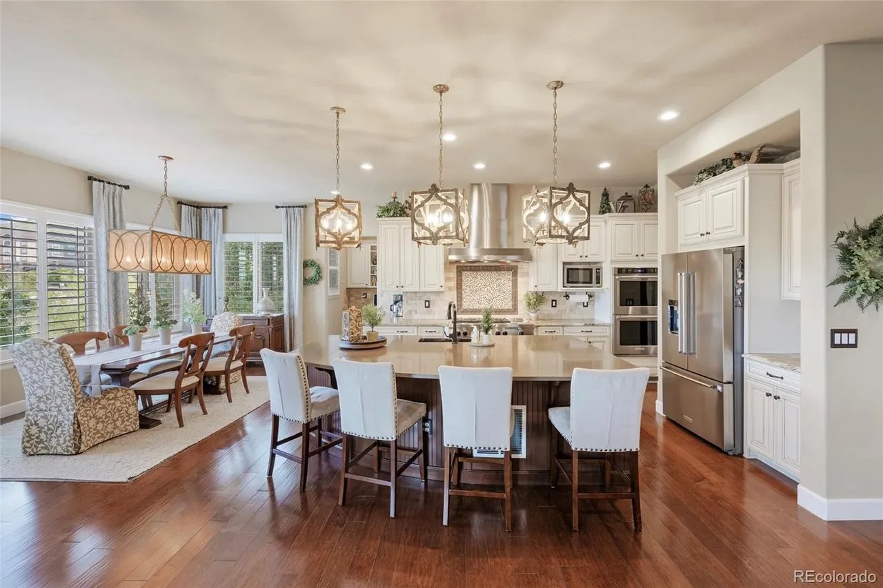 10601 Montecito Dr