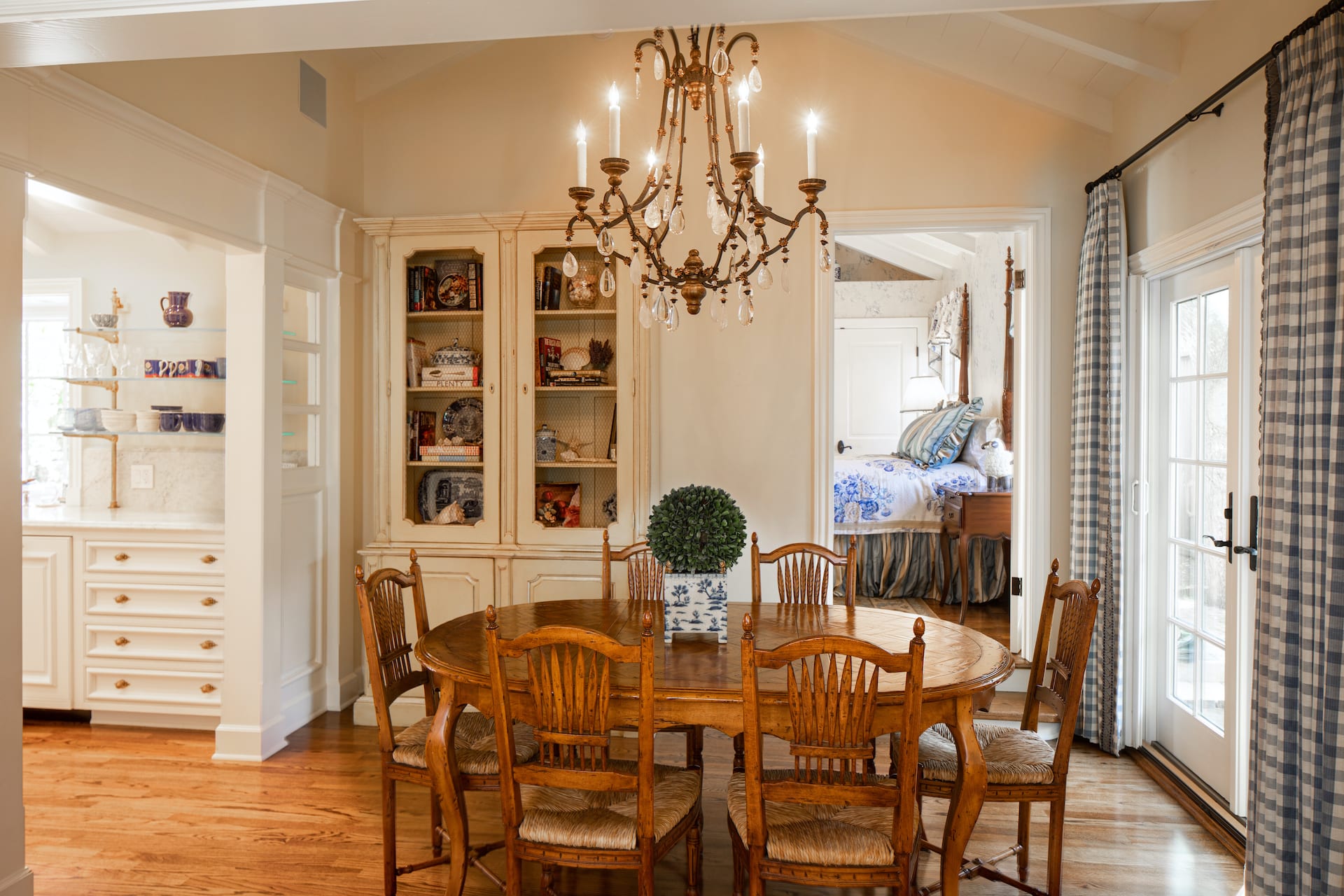 Monte Verde 3 SE of 10th - Carmel by the Sea - Beautiful Home For Sale