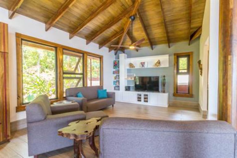 Home With Stunning 180 Ocean Views