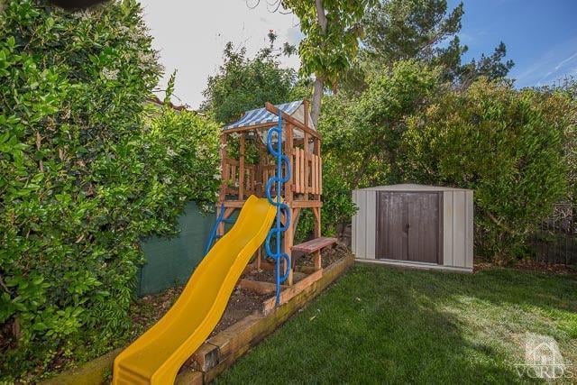 1561 Shadowglen Court