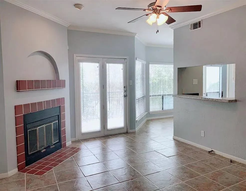 3840 Far W Blvd #111