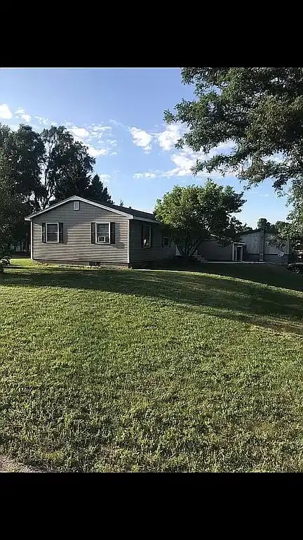 926 Valley View Dr