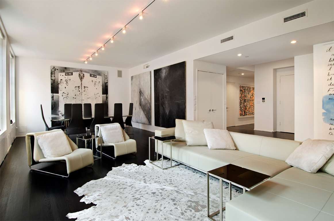 330 East 72nd Street: 11TH FL
