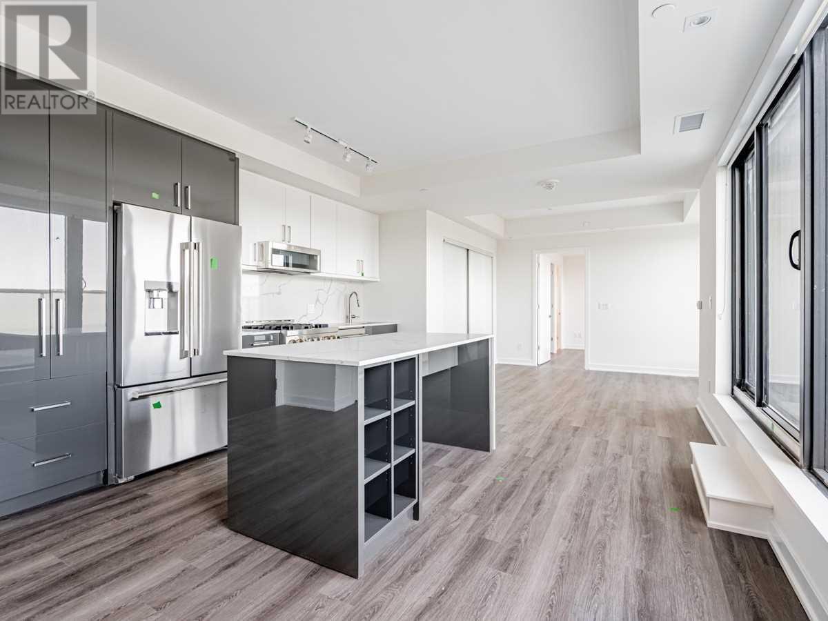 840 St. Clair Ave W, #801