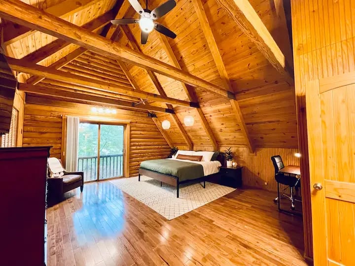 Lakefront Cabin - Lookout Lodge - on Lake Norman