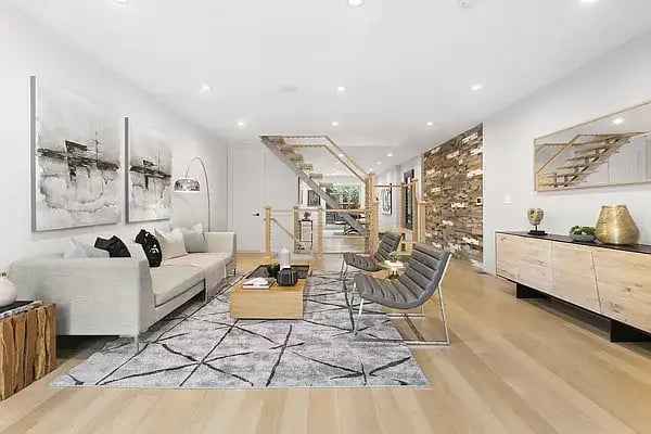 295 16th Street