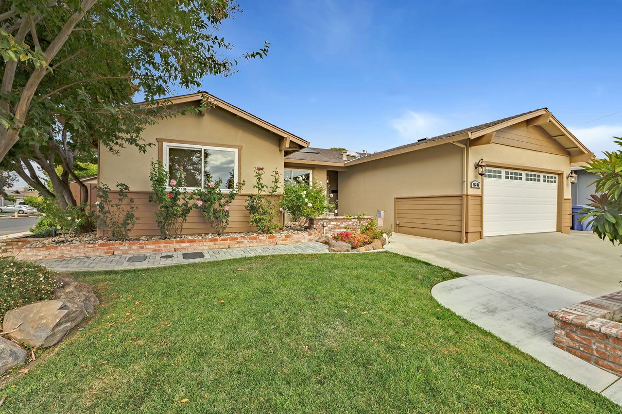 38800 Florence Way