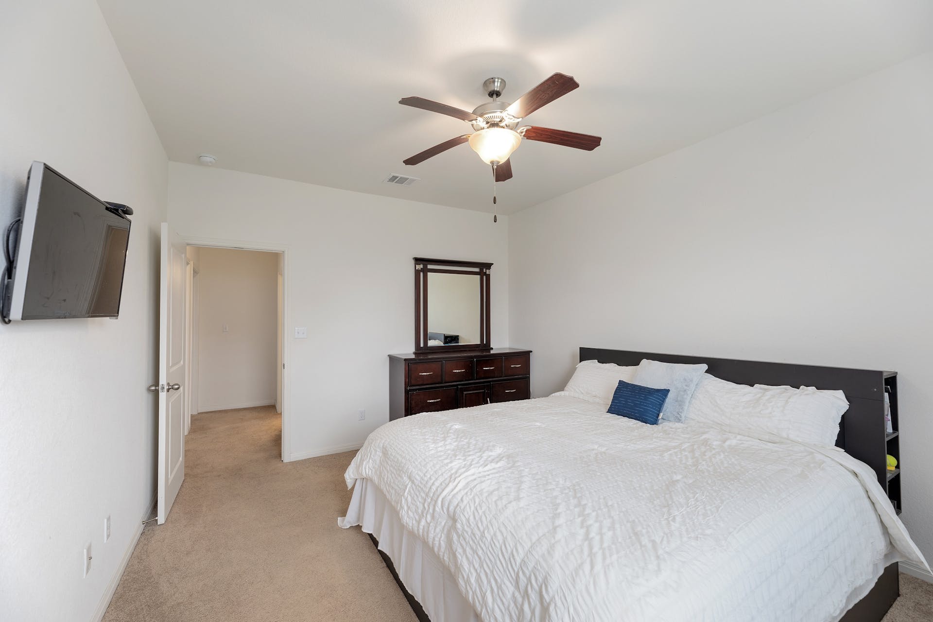 13912 Mark Christopher Way, Manor