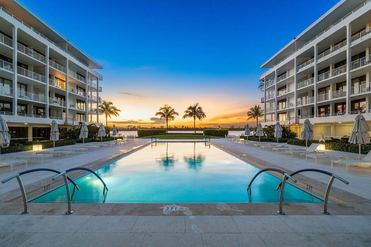 Raised Lanai Overlooking the Intracoastal