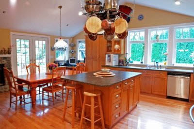334 Moyne Dr