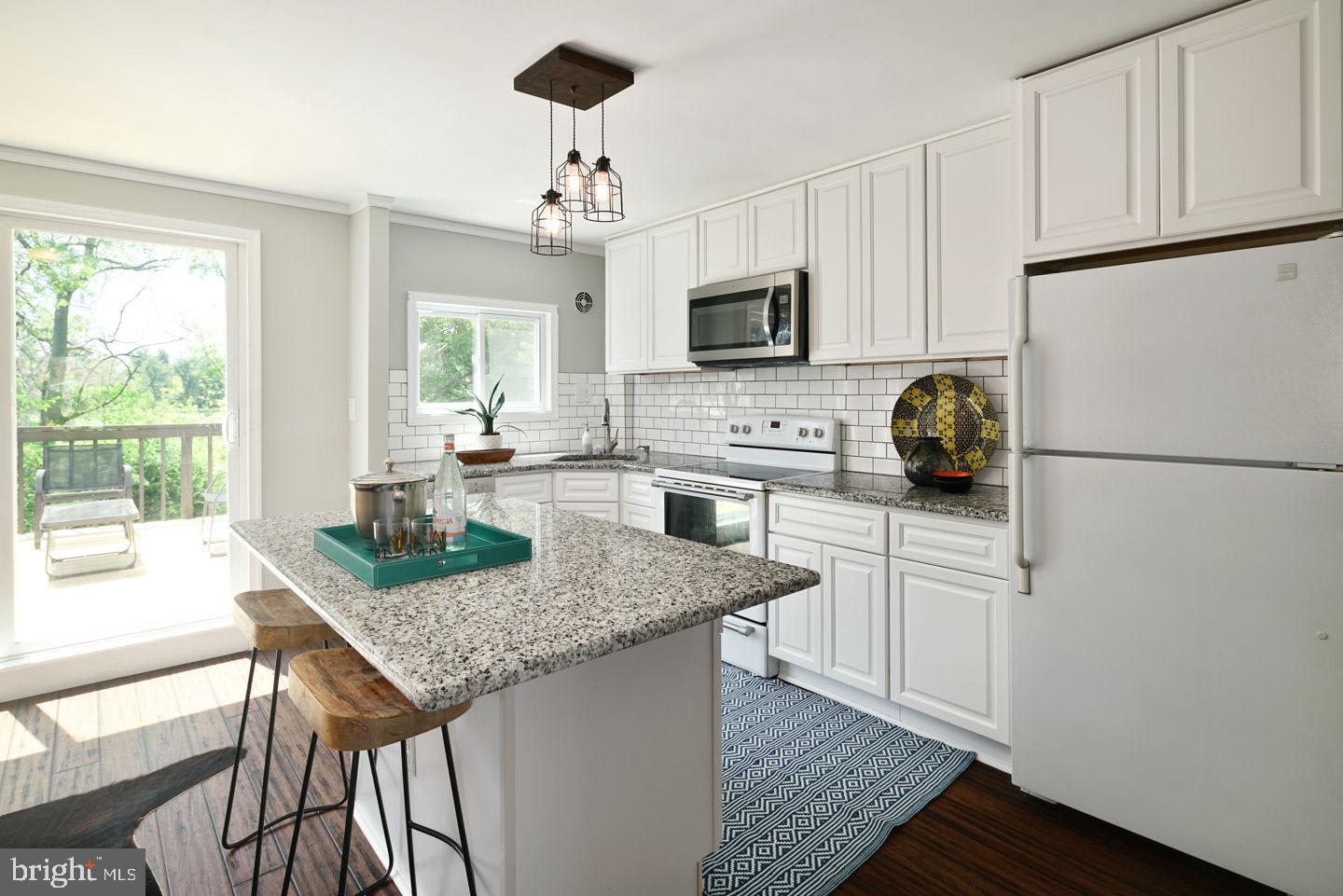 Renovated Classic in Belmont Village