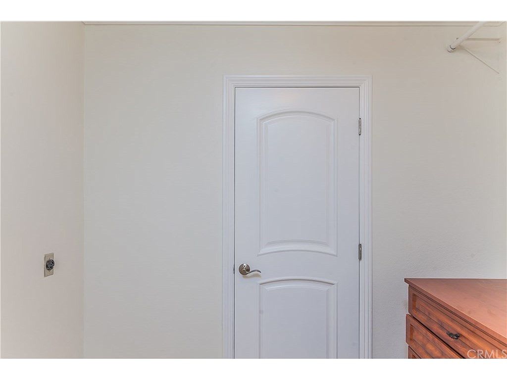 5337 Los Altos Ln.