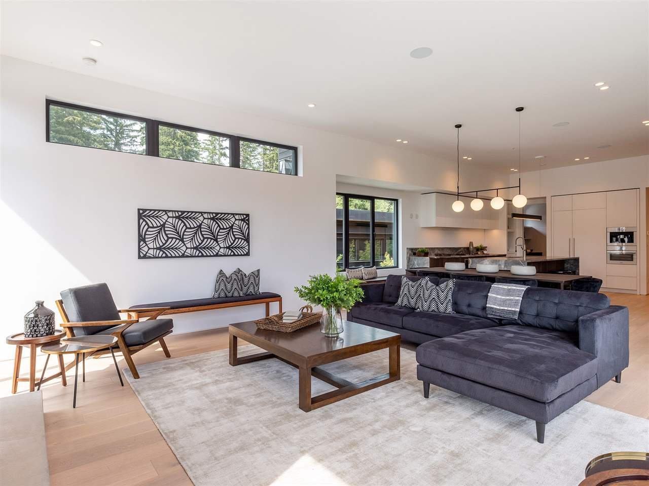 8043 Cypress Pl
