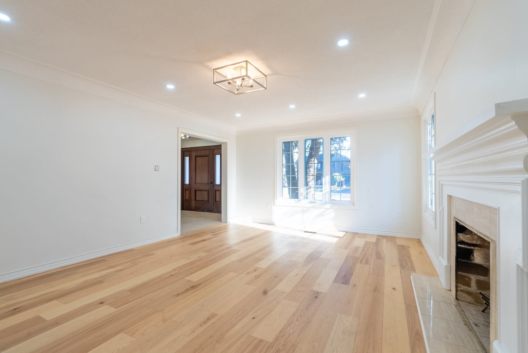 172 Nicholson Court, Burlington