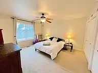 210 NW Terre View Dr #E