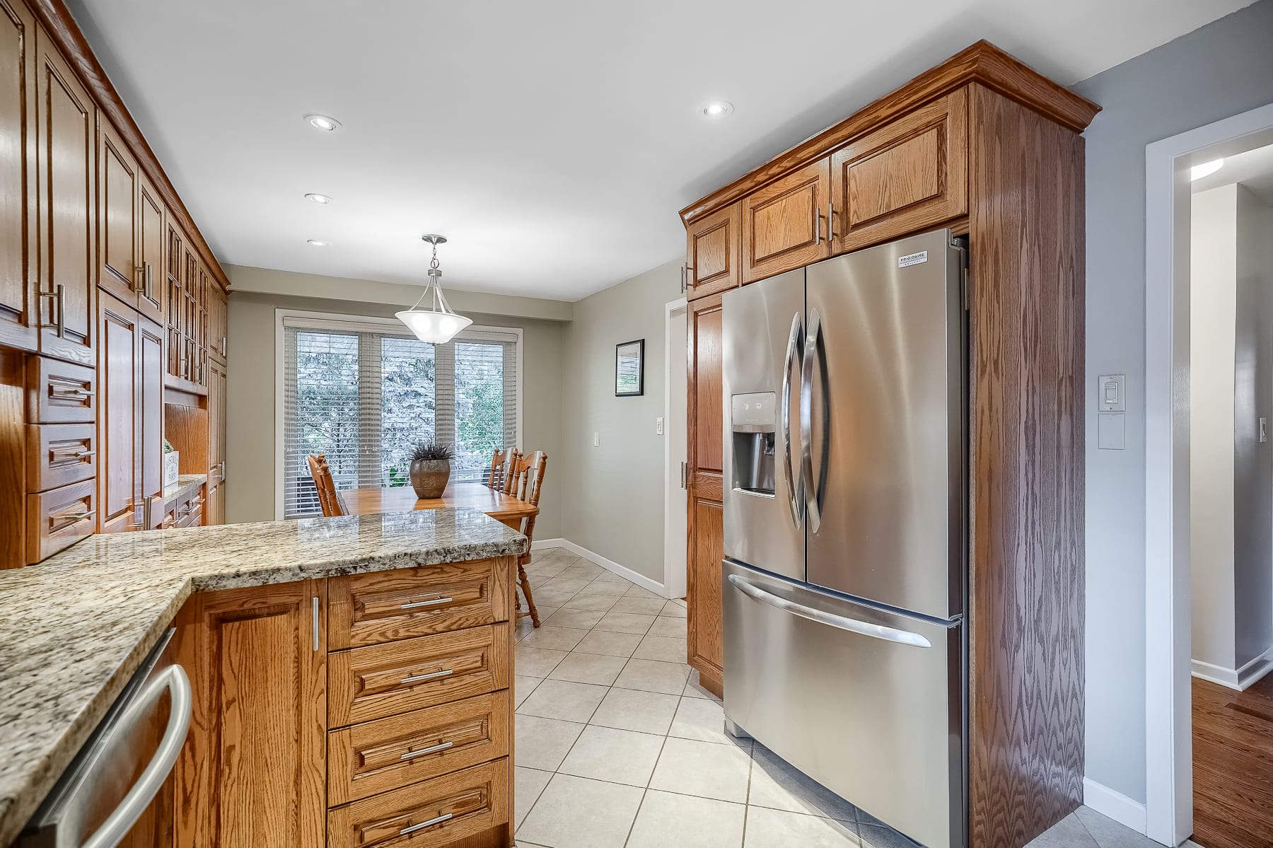 268 Mineola Rd E
