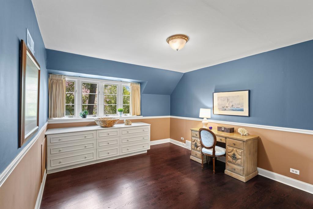 1628 W Old Mill Road