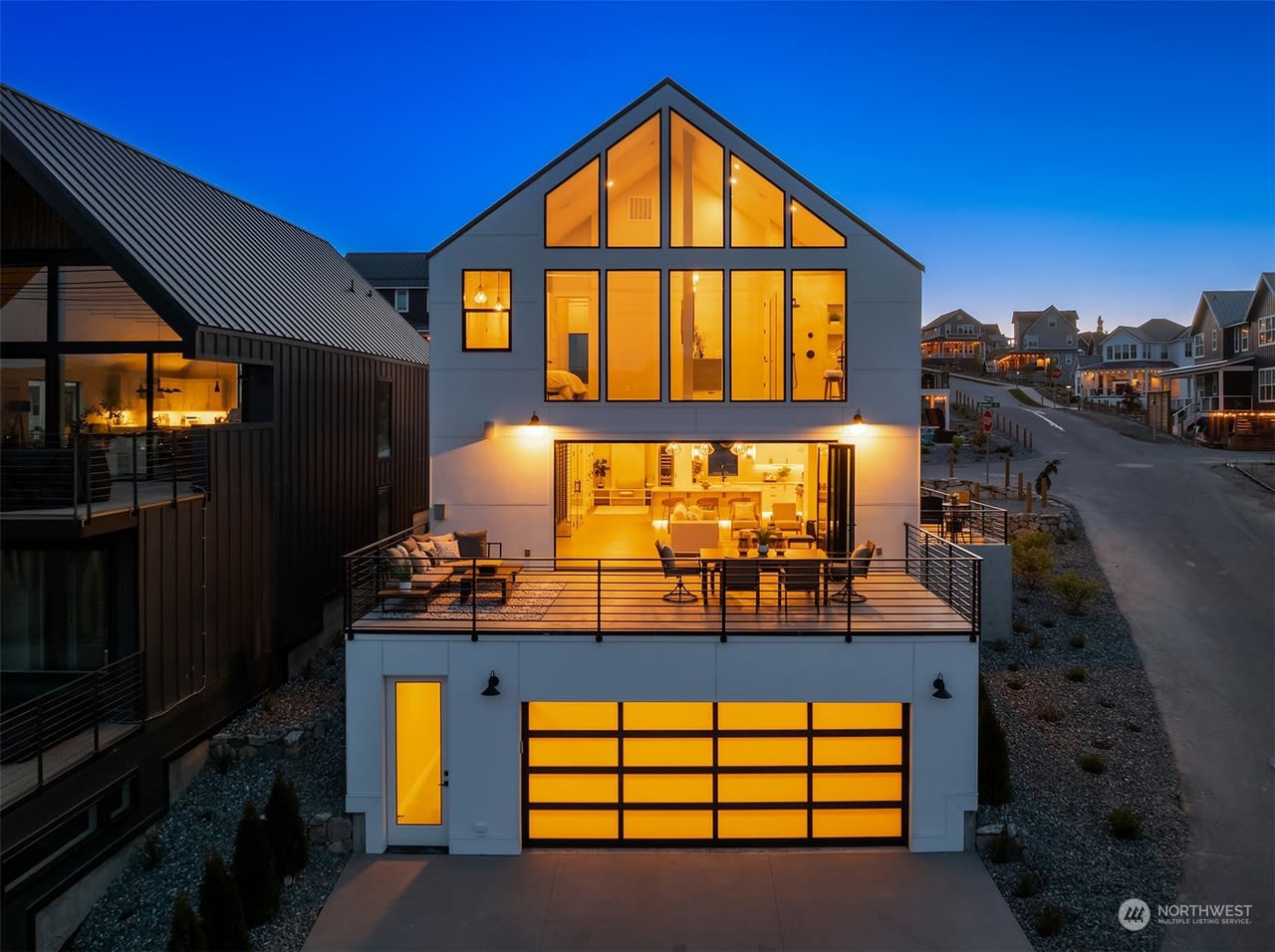 1302 Dragonfly Ct