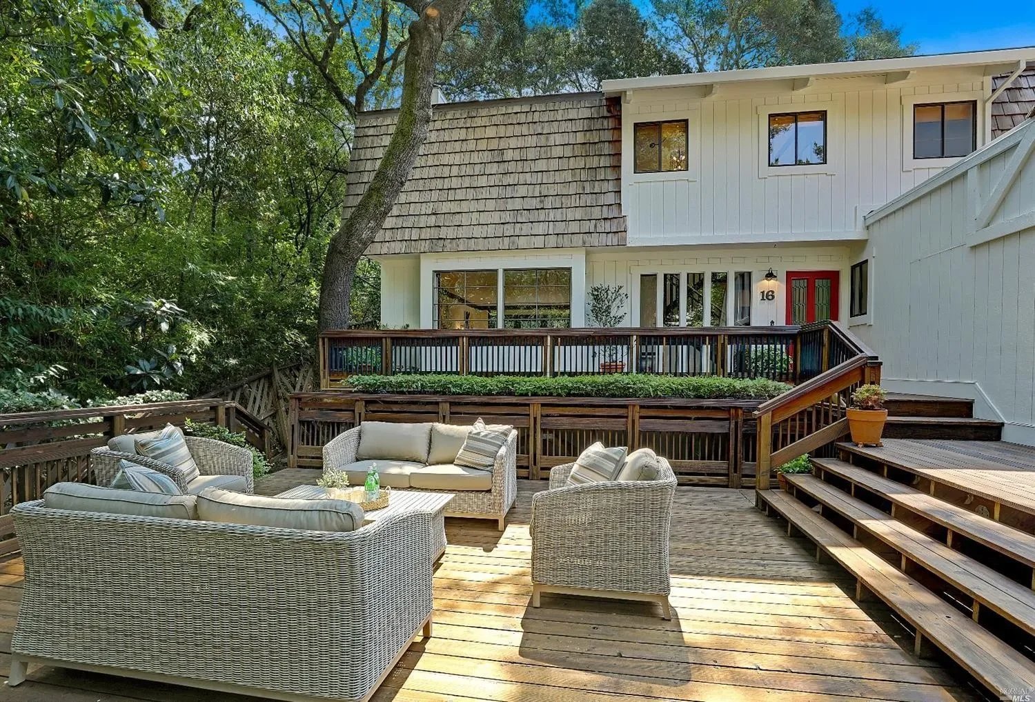 16 Quarry Road