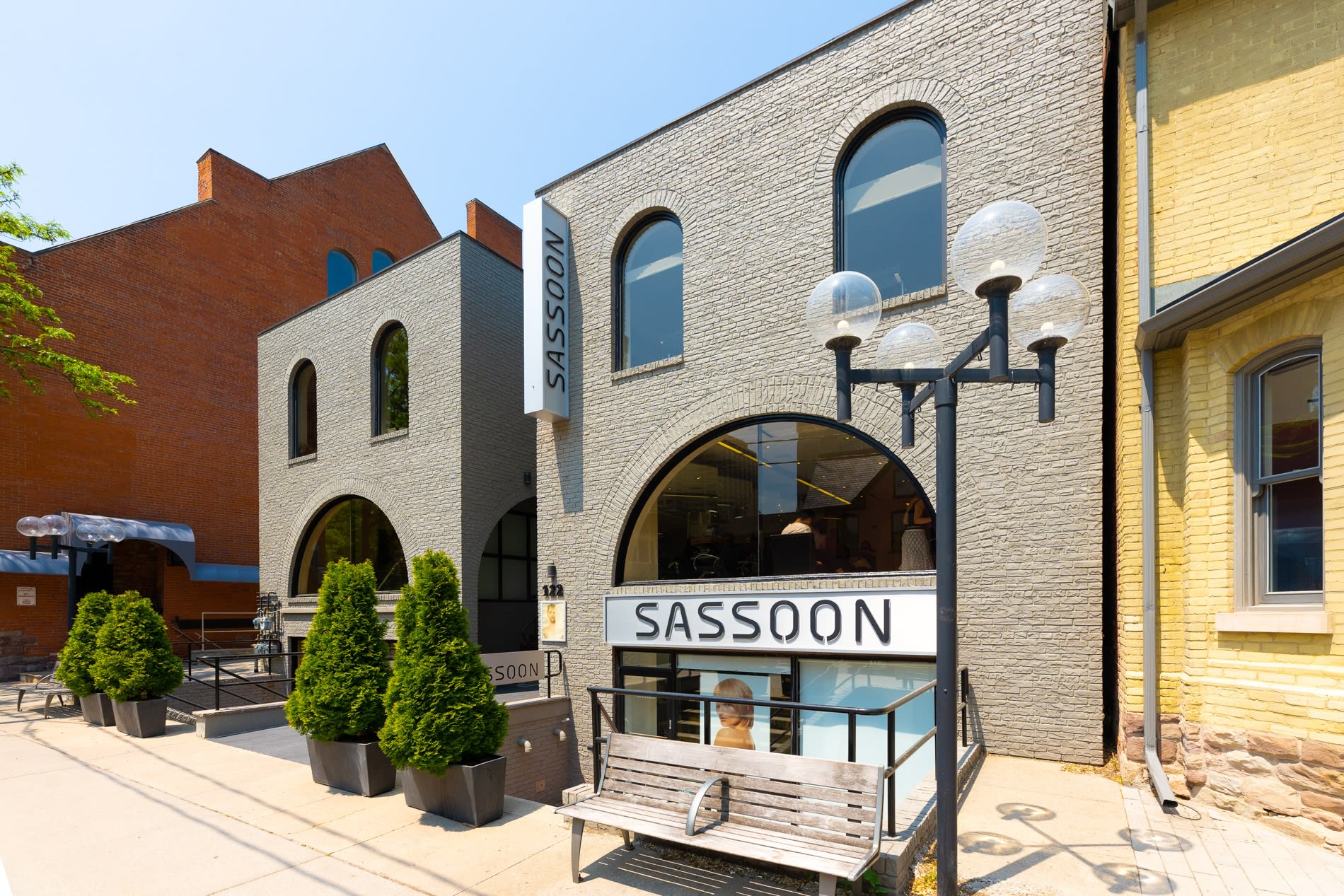 Yorkville Flagship 
