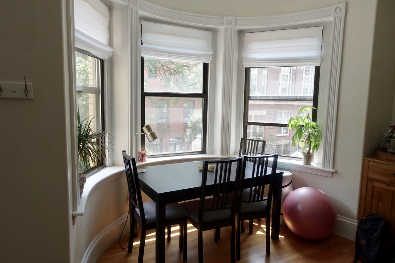Saint Botolph Street - 2 Bed 1 Bath w. Laundry/DECK/Parking and AC! 