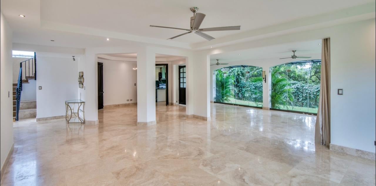 Grand View Luxury Home, Ciudad Colon, San Jose