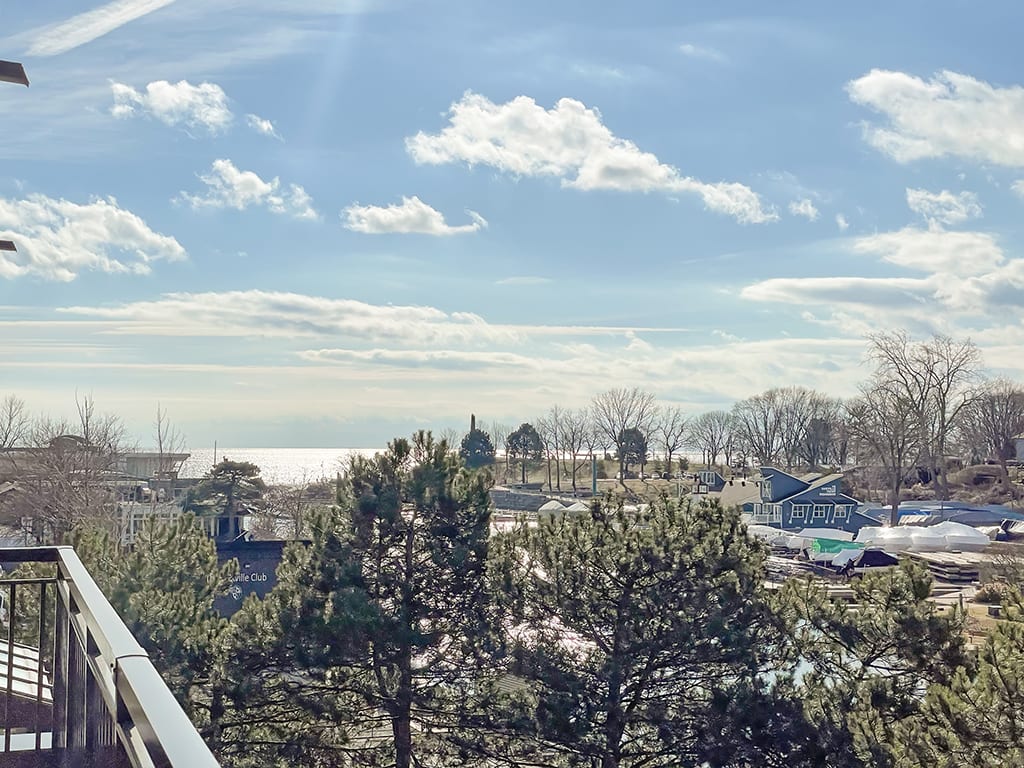 100 Lakeshore Road E Unit: 501