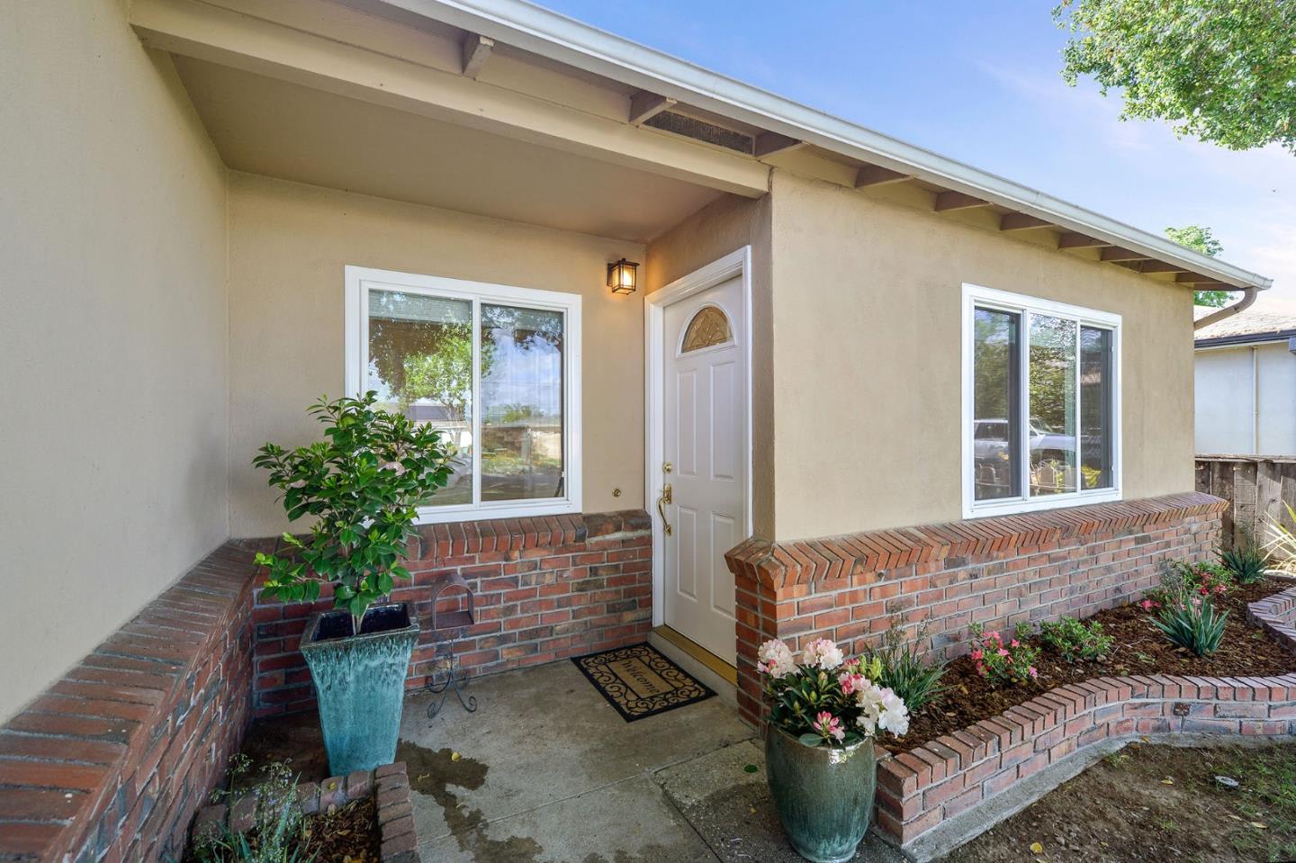 3211 Ensalmo Avenue, Cambrian