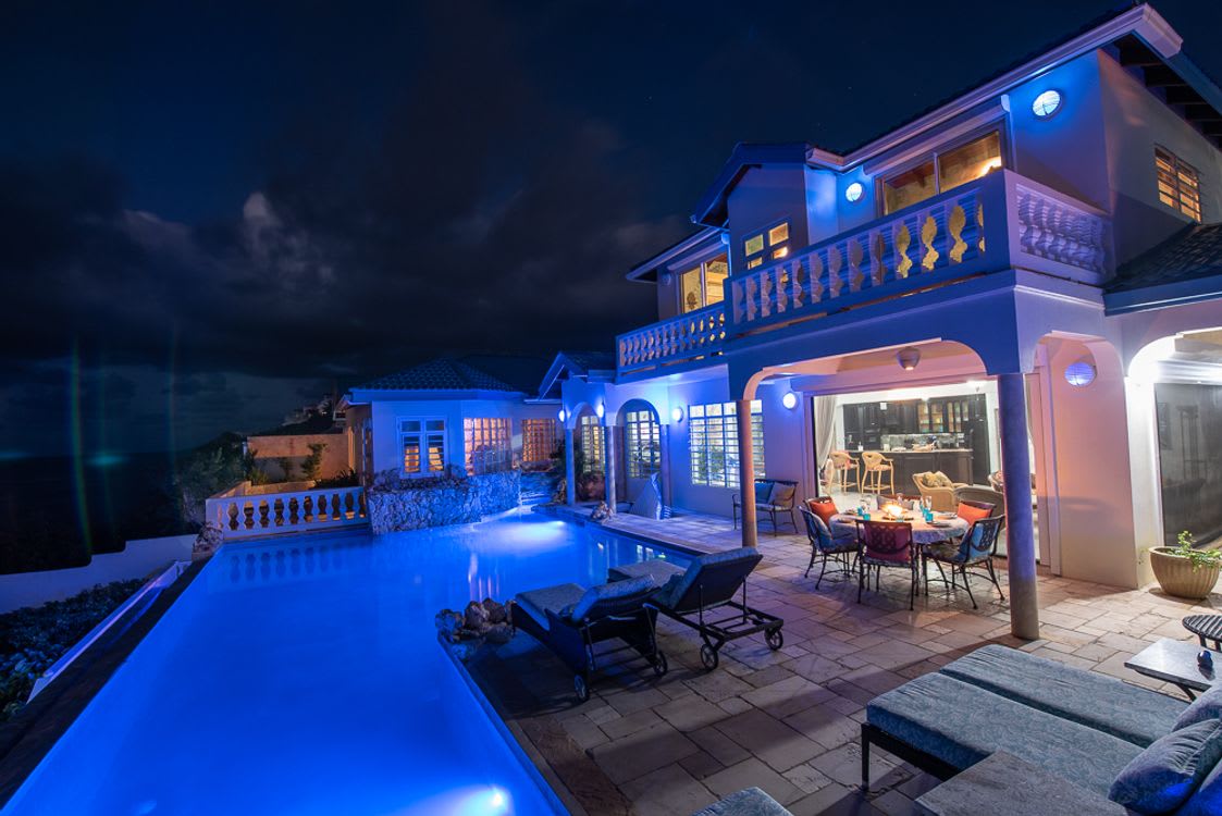 Ambrosia Villa- Shoal Bay East