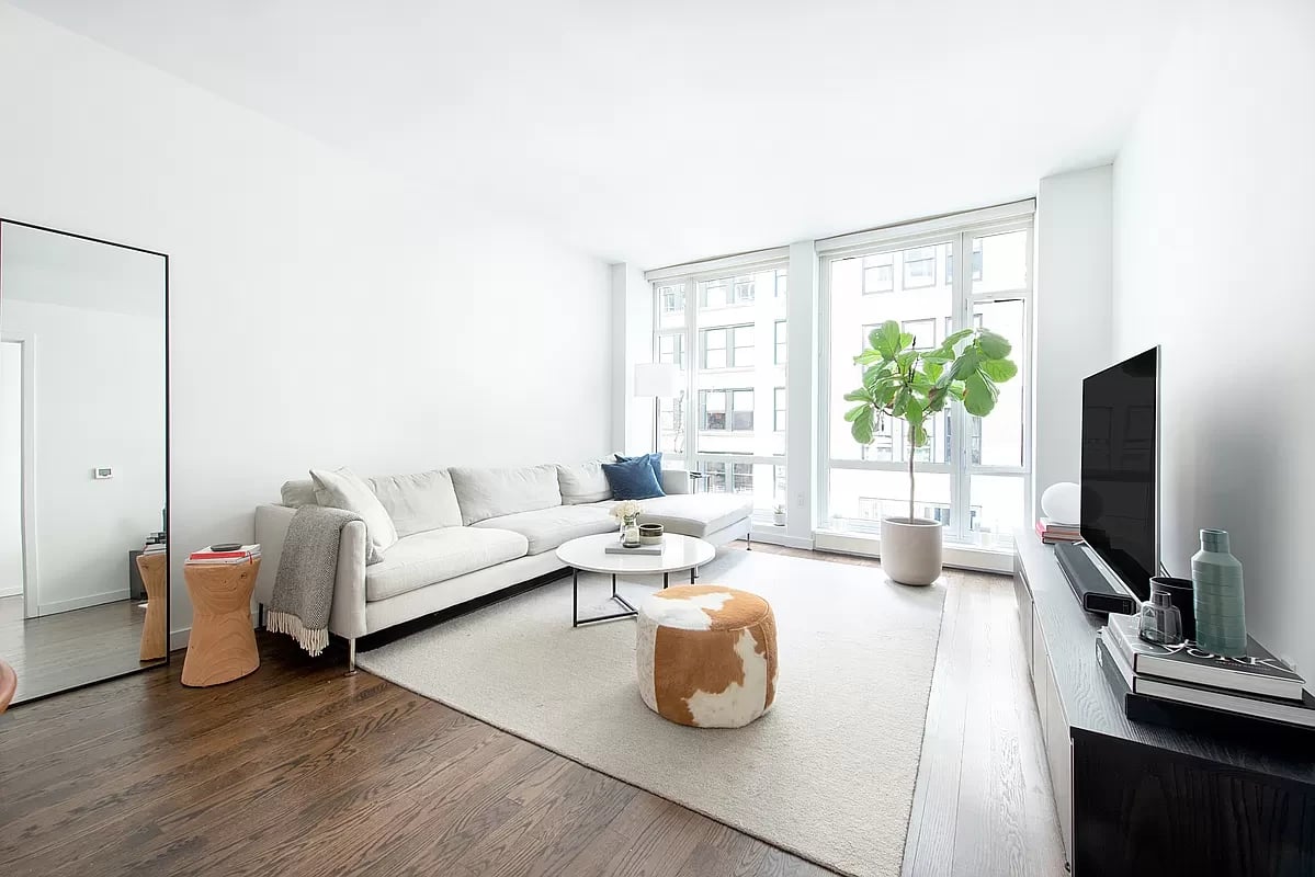 133 West 22nd Street #4E