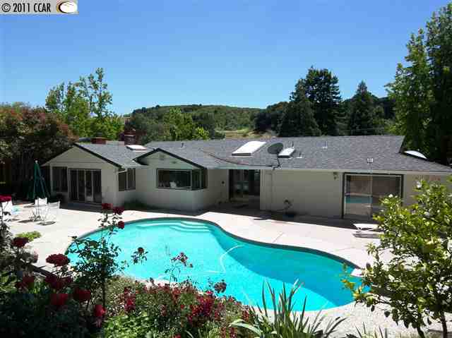 1147 Sanders Dr
