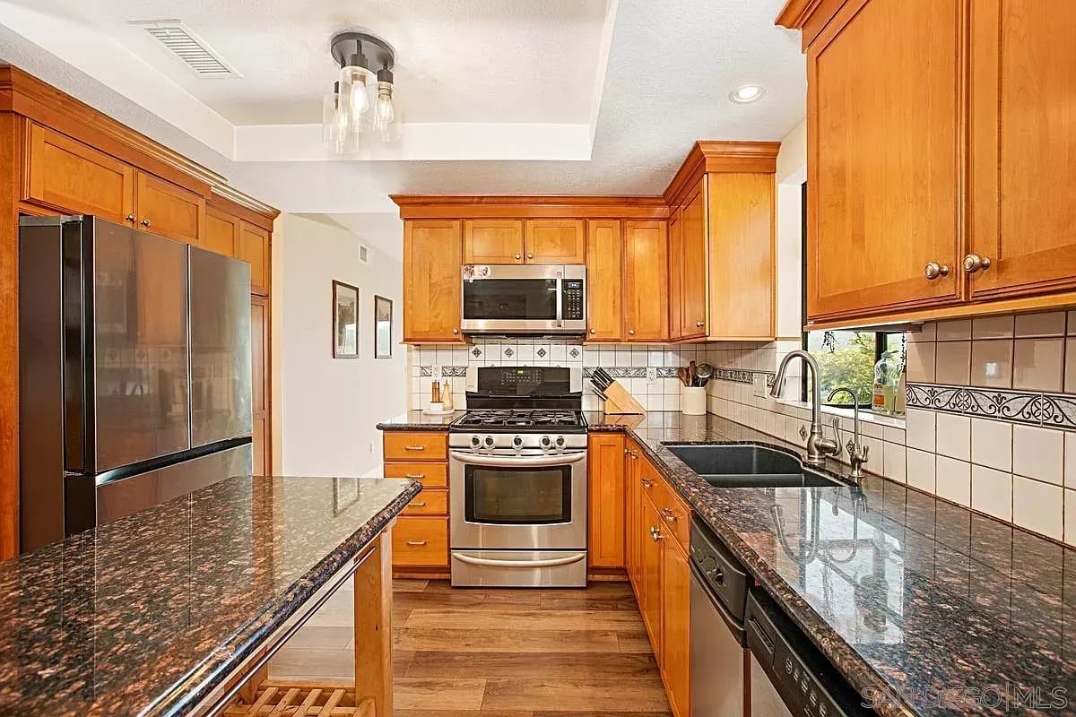 3410 Saddle Drive