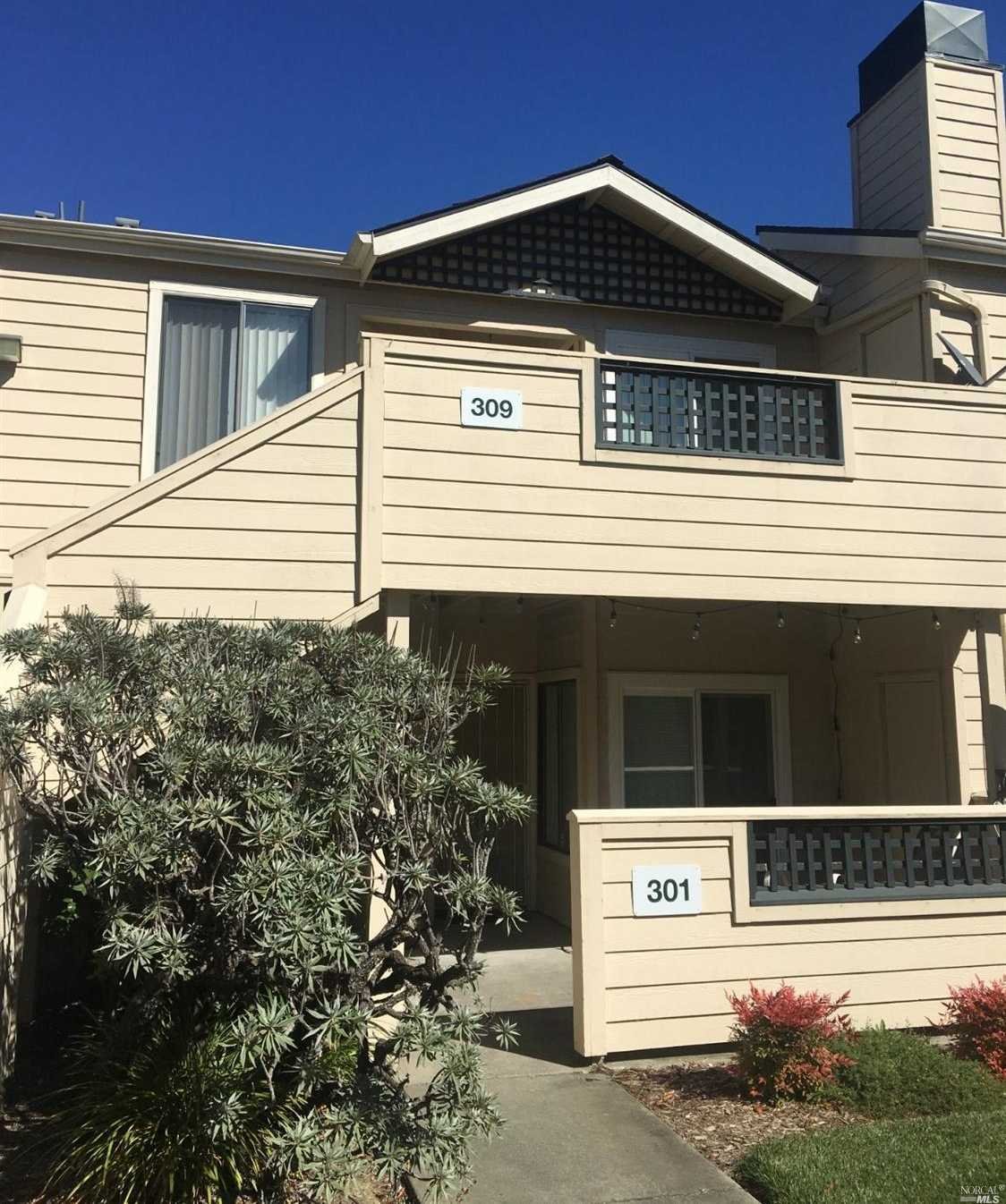 1201 Glen Cove Pkwy Apt 309