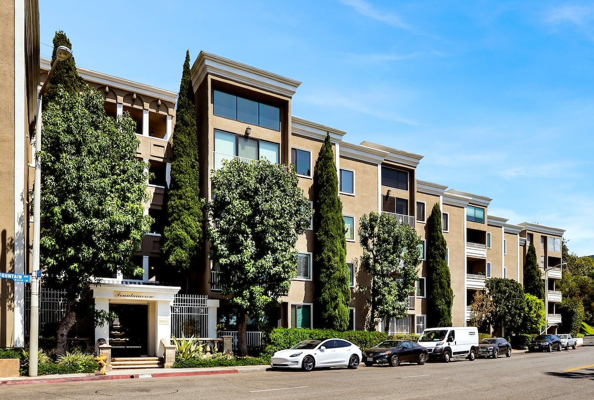 8455 Fountain Ave Unit 408