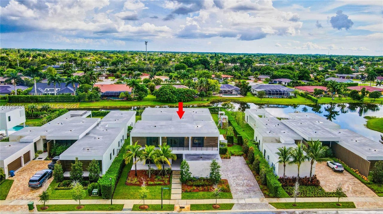 16642 S Botaniko Dr S
