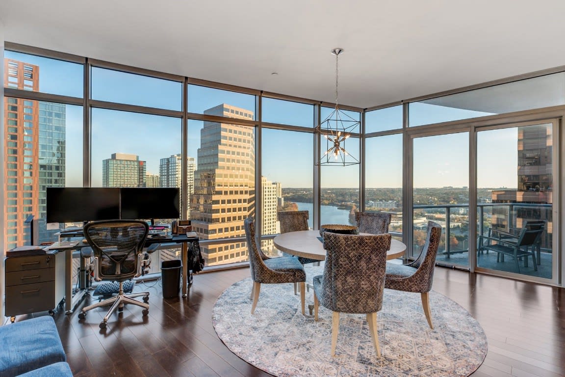 200 Congress Ave, #23F