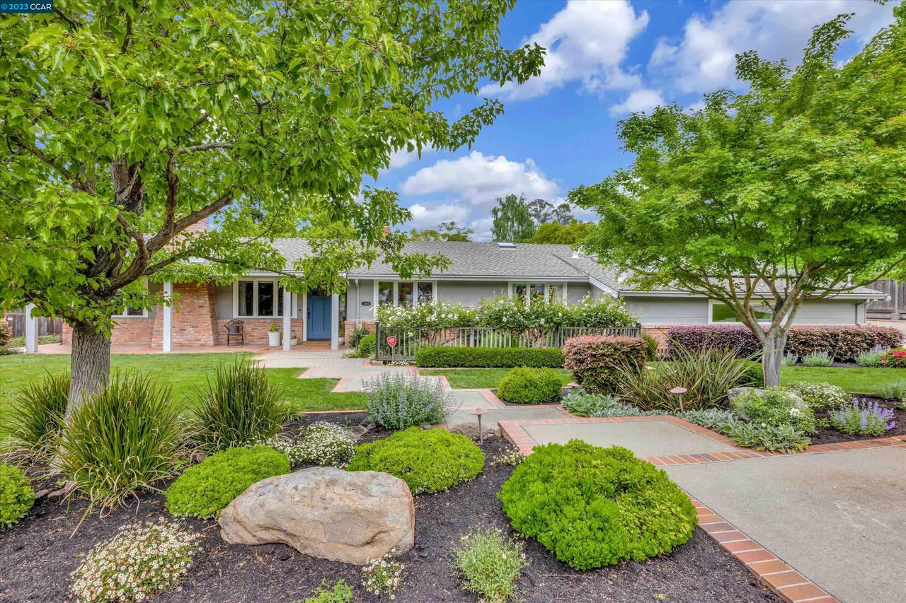 3484 S Silversprings 
