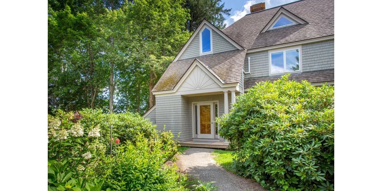 Home For Sale – 17 Eastward, Unit 17, Rockport, ME – $450,000