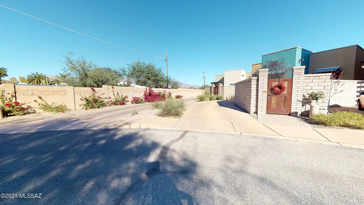 86 E Castlefield Cir