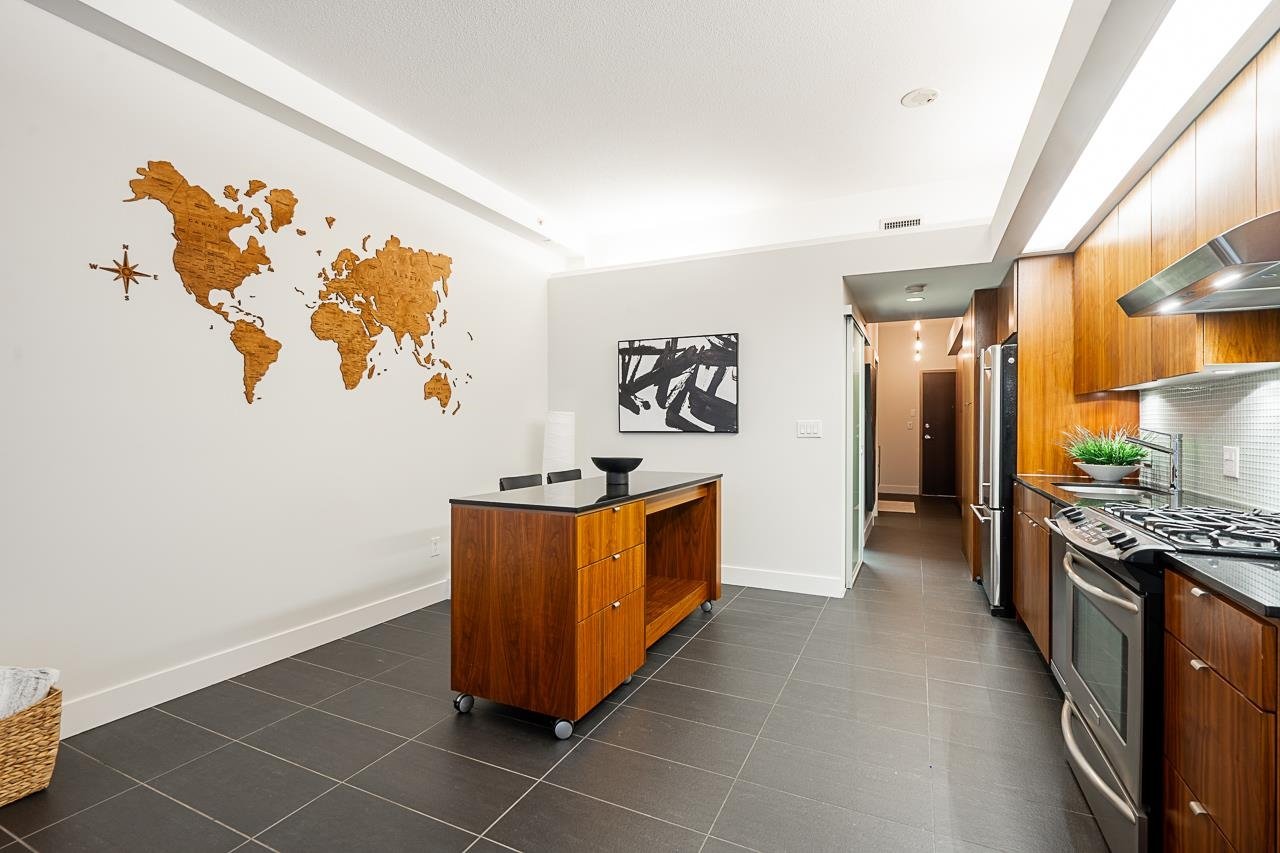 404-33 W Pender Street, Vancouver