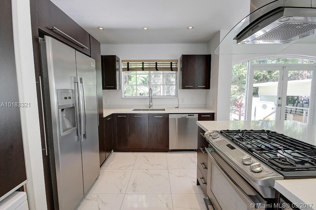 6218 La Gorce Dr
