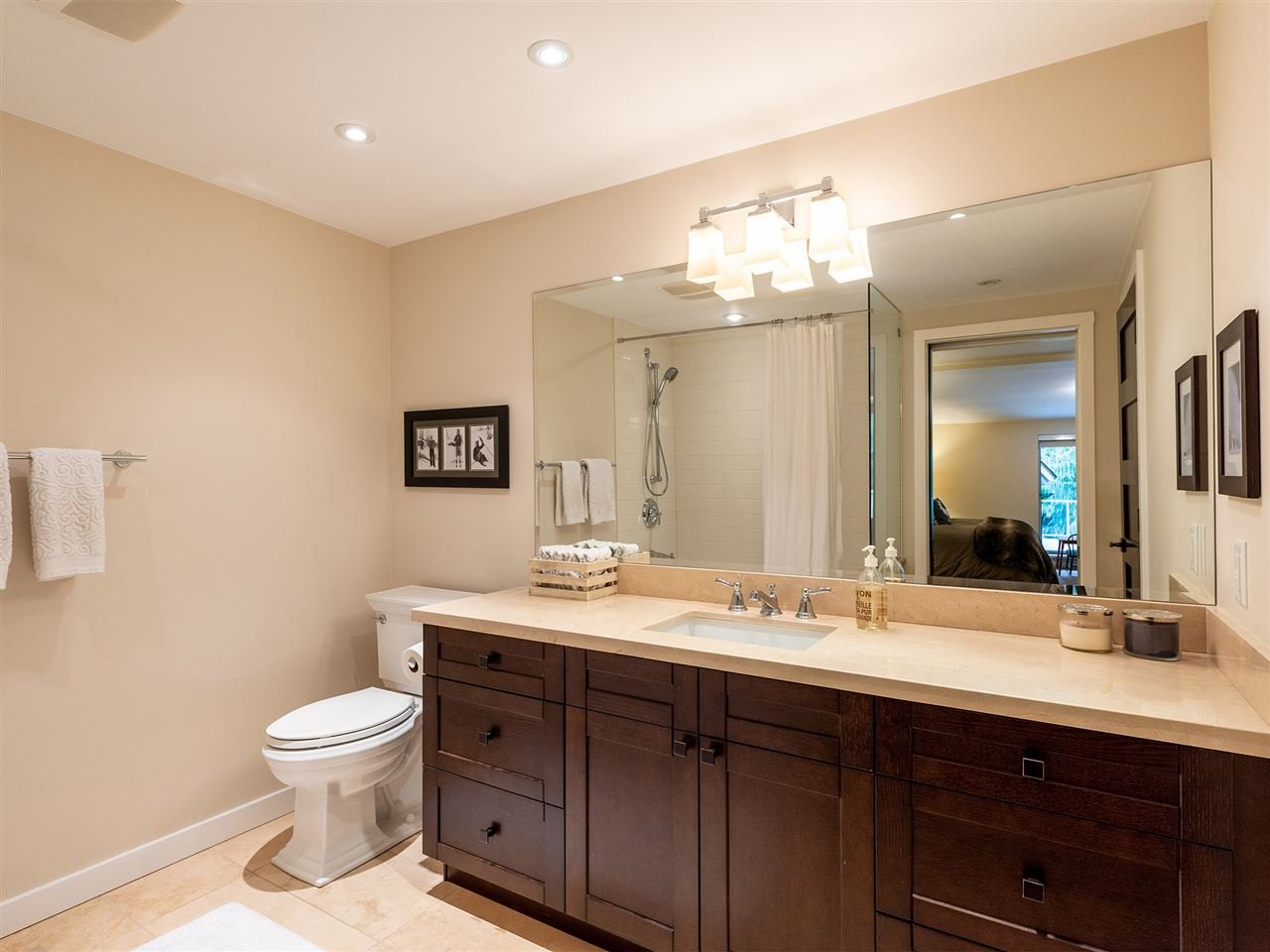 8-4636 Blackcomb Wy